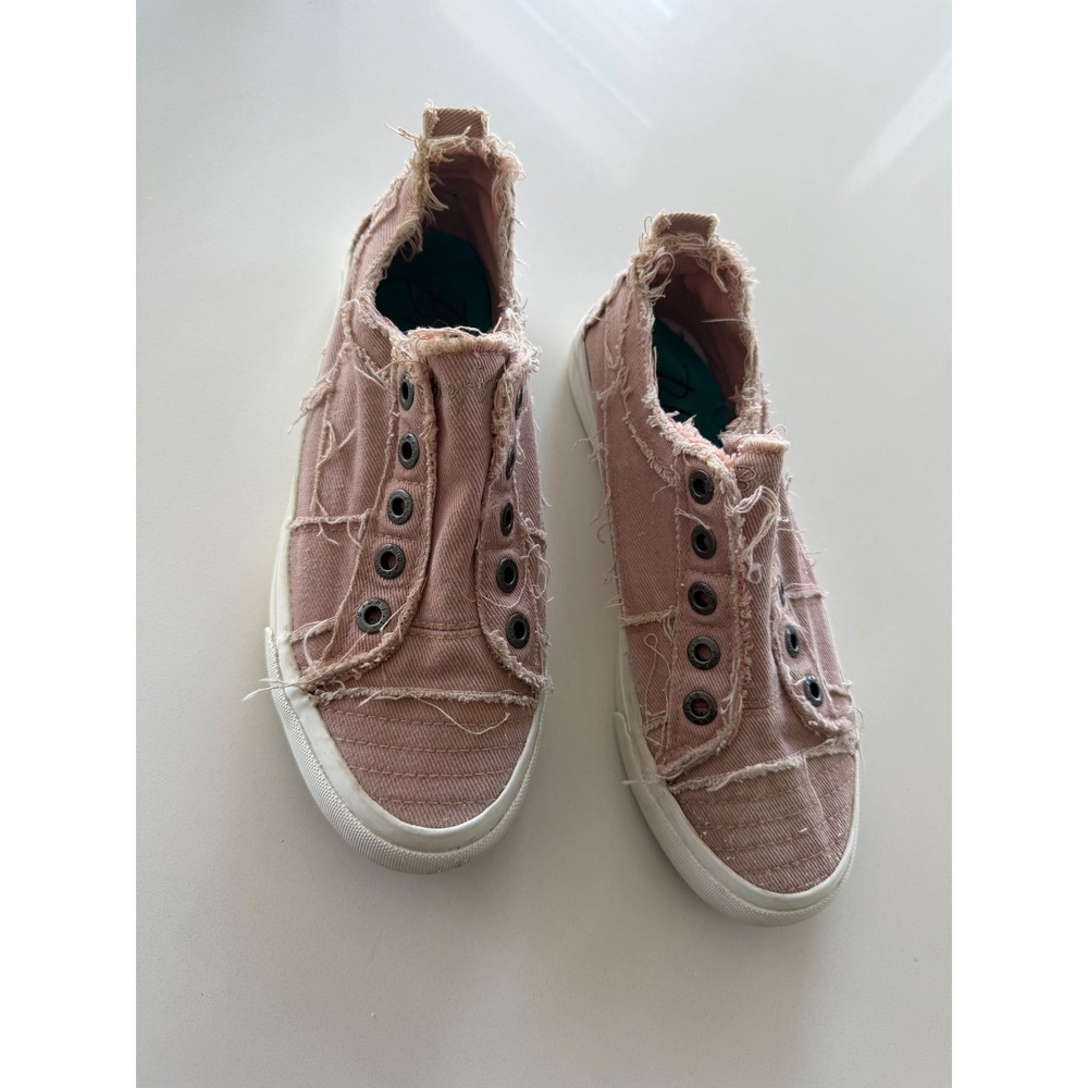 Blowfish Sneakers Women 8.5 Play Slip On Pink Frayed Canvas Excellent